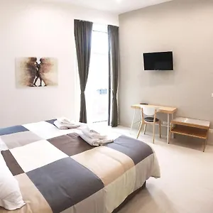 Dante Apartman