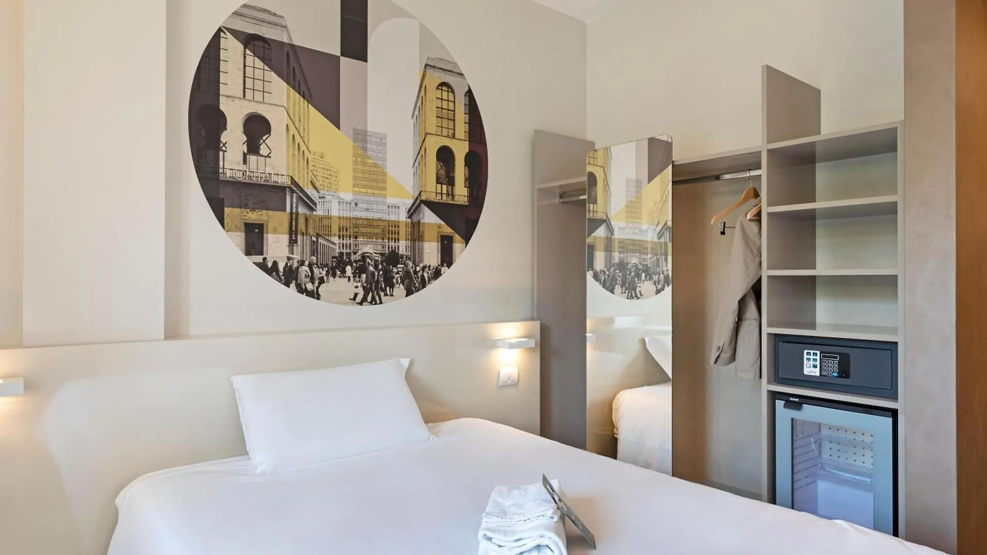 B&B Hotel Milano Central Station 3*, Milan