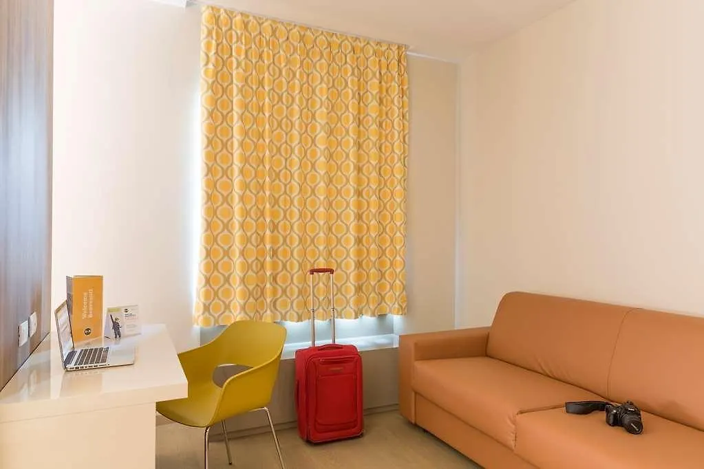 ***  B&B Hotel Milano Central Station Italy